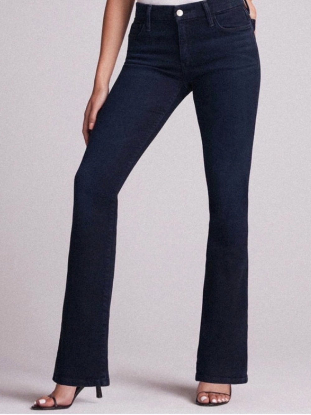 JOE’S JEAN - THE PROVOCATEUR
PETITE BOOTCUT, Size 25P